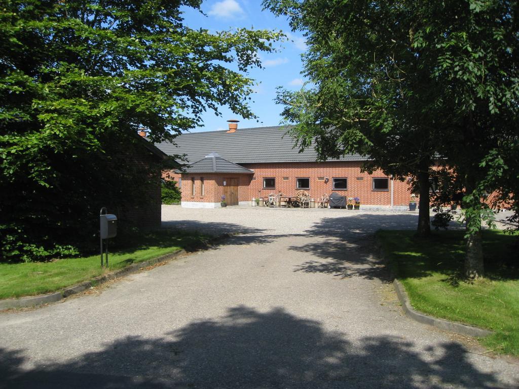 Den Gamle Kostald Bed & Breakfast Holsted Экстерьер фото