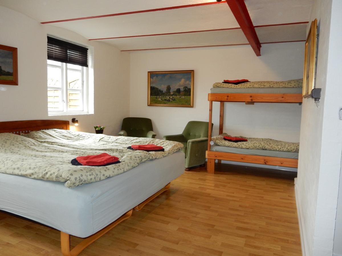 Den Gamle Kostald Bed & Breakfast Holsted Экстерьер фото